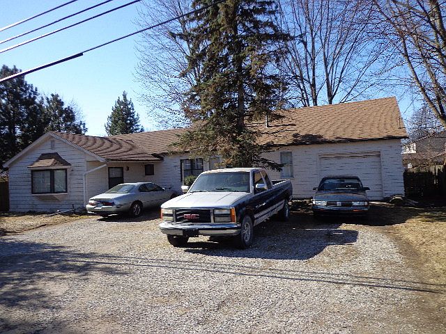 2nd image of 53965 Washington St