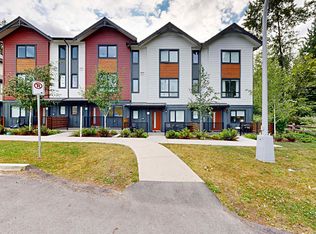 10527 155th St #28, Surrey, BC V3R8W3