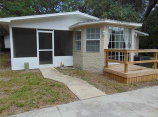 19325 SE 92nd St, Ocklawaha, FL 32179
