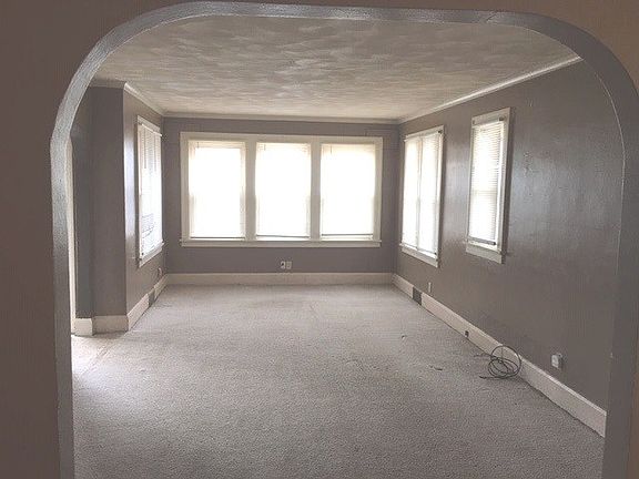 2nd image of 510 King St