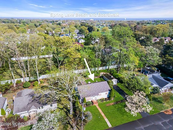 3rd image of 2008 Fairway Drive