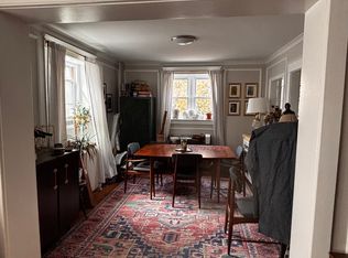 517 Burnham Rd APT 2, Philadelphia, PA 19119