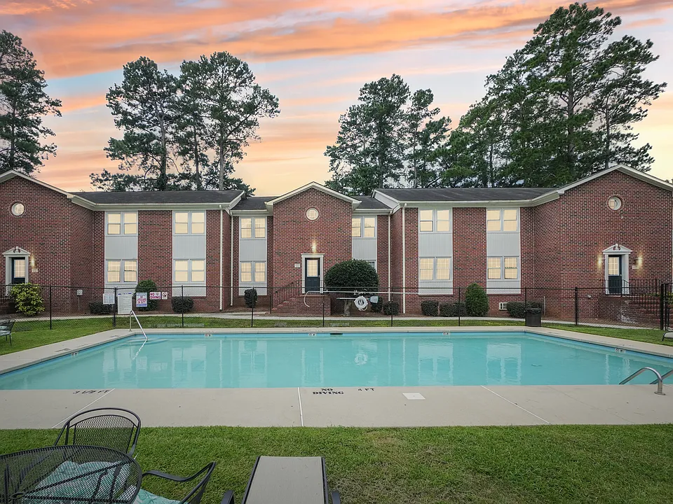 Morganton Arms Apartments