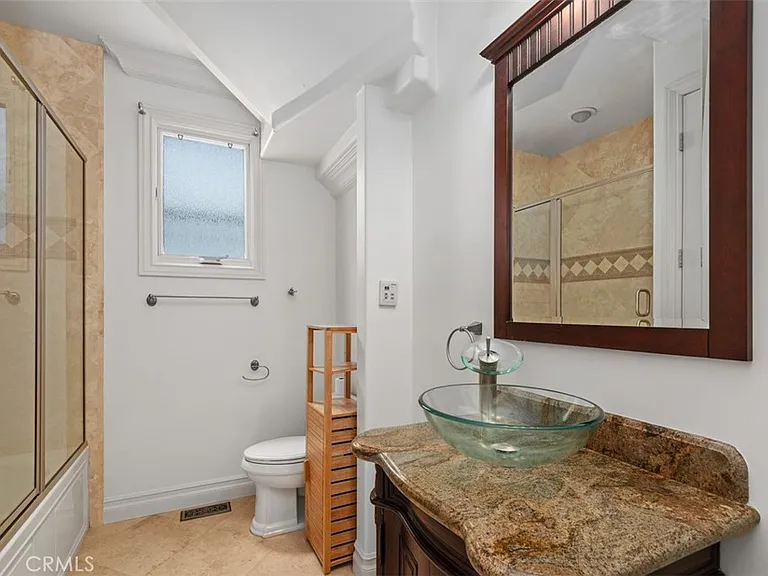 7822 Truxton Ave — Photo 17
