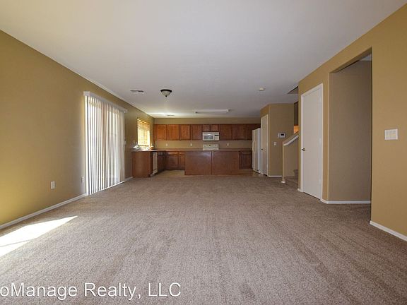 5th image of 15467 W Yucatan Dr