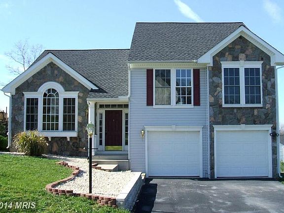 3rd image of 20602 Woodbridge Dr