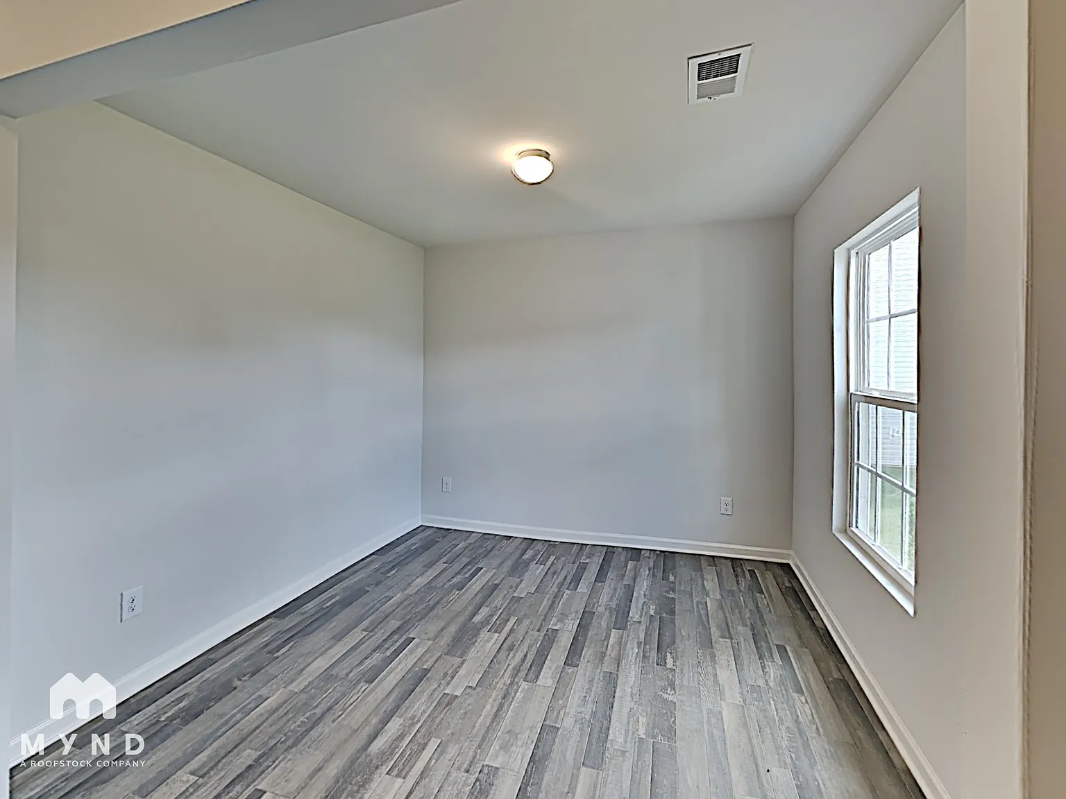 4 bed, 3.0 bath, 1801 sqft, $1,925 — Photo 4