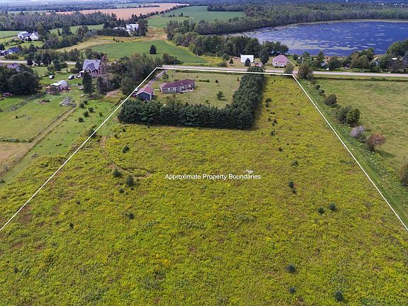 3rd image of 854 Monaghan Rd