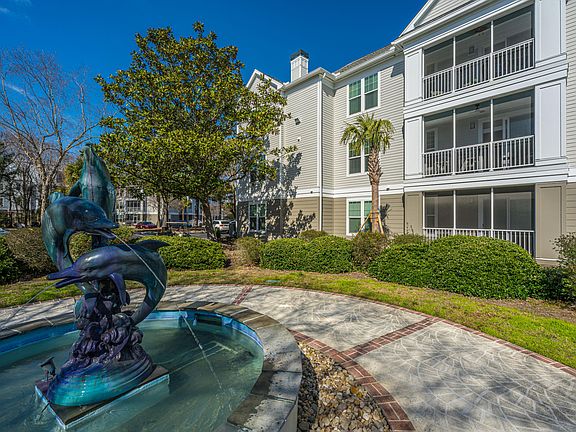 2nd image of 130 River Landing Dr Unit 9320