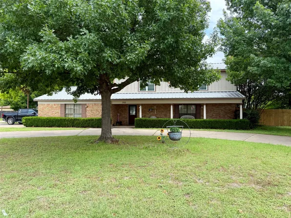 703 S Colorado St, Whitney, TX 76692