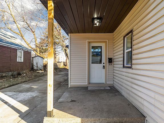 2nd image of 406 Aspenwald Ave