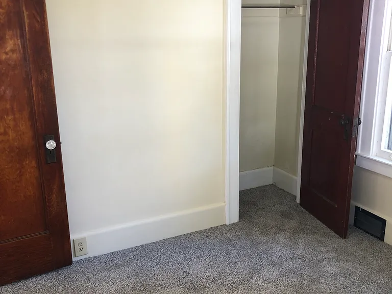 106 E Heman St #A — Photo 10