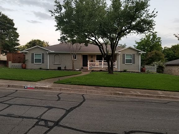 5th image of 10832 Carissa Dr