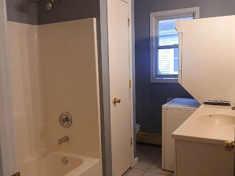 208 Oakmoor Ave #D1 — Photo 13