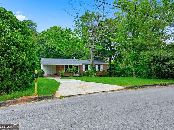 3rd image of 4913 Bartlett Rd