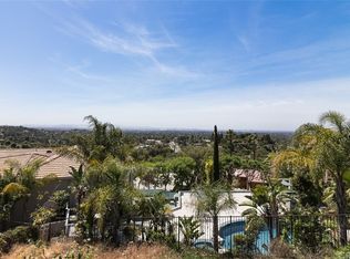 19422 Holiday Ln, Santa Ana, CA 92705