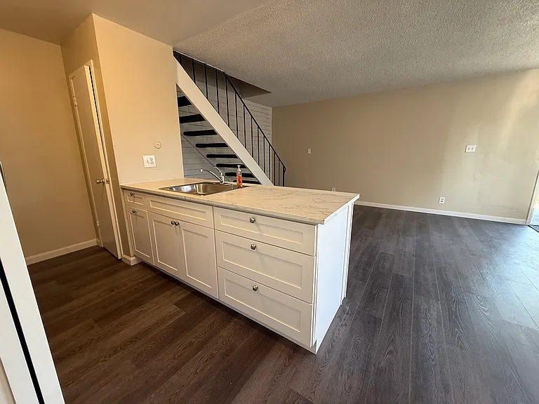 434 E Bianchi Rd #3 — Photo 25