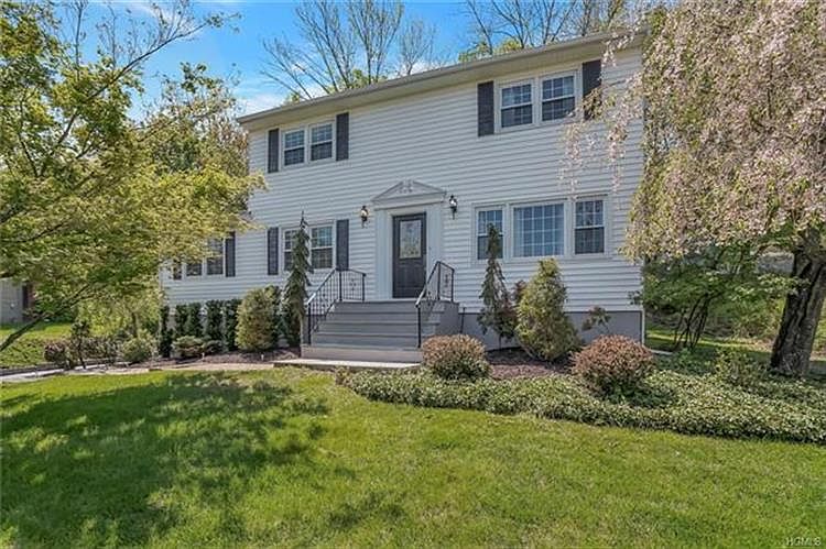 1st image of 125 Linden Ln