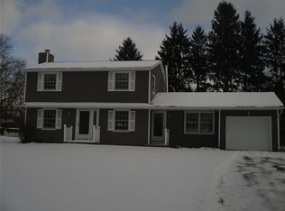 9 Rose Rd, Rochester, NY 14624