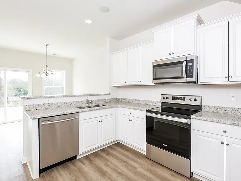 151 Highland Park Ct — Photo 6