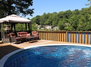44 W River Styx Rd, Hopatcong, NJ 07843