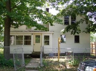 15 W Franklin St, Chesterton, IN 46304