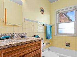 1019 S Pioneer St, Davenport, IA 52802