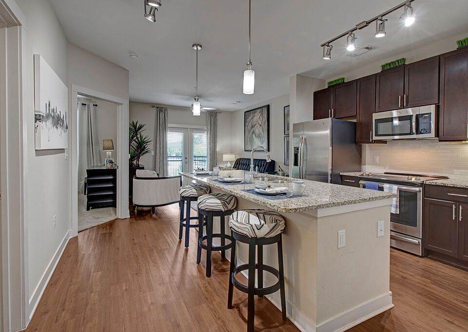 1st image of 1000 Artessa Cir #6311