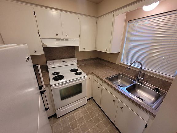 5th image of 1531 1547 Mill St SE #1537