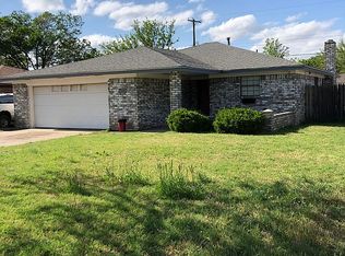 5406 Hillside Rd, Amarillo, TX 79109