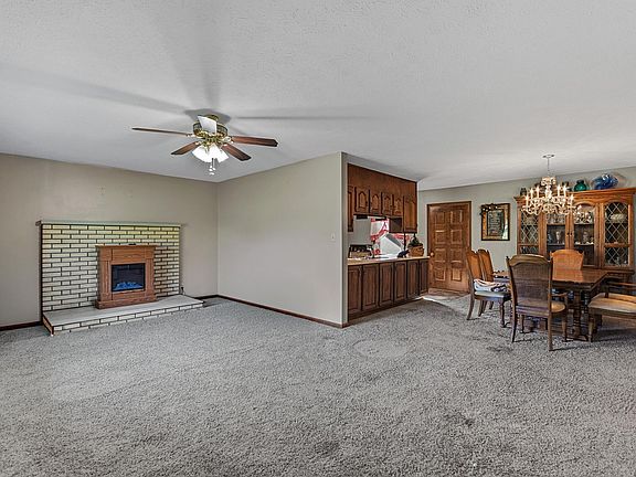2nd image of 1338 Tiline Rd