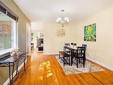 5th image of 14028 5th Ave S