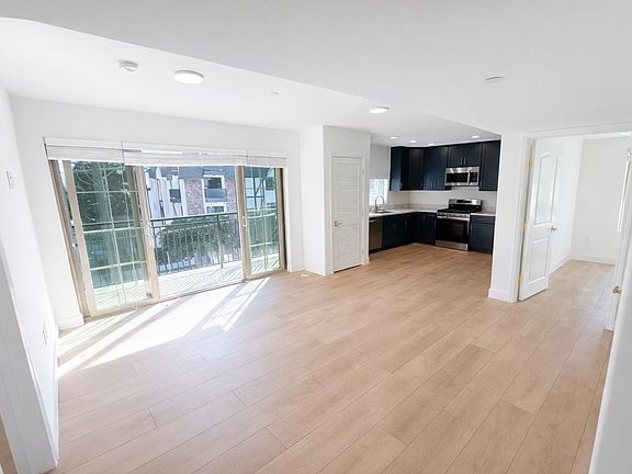 5th image of 4543 Finley Ave #201