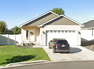 2045 W Parkway Ct, Spokane, WA 99208