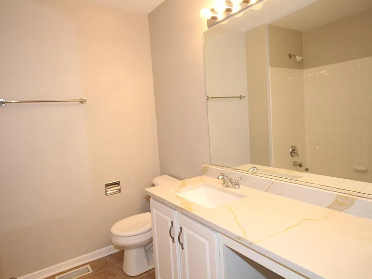 2518 Golf Ridge Cir #2518 — Photo 22