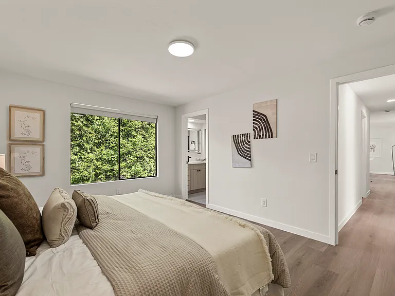 10914 165th Pl NE — Photo 15