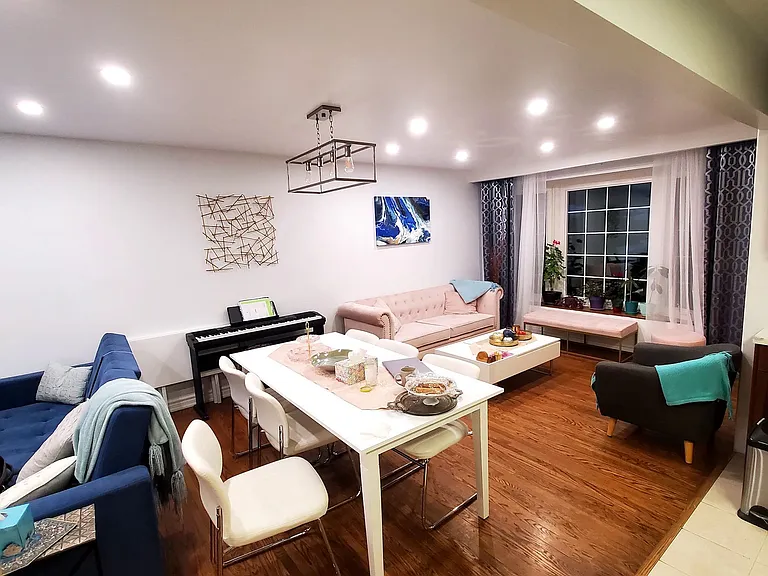 16 Cresthaven Dr — Photo 12