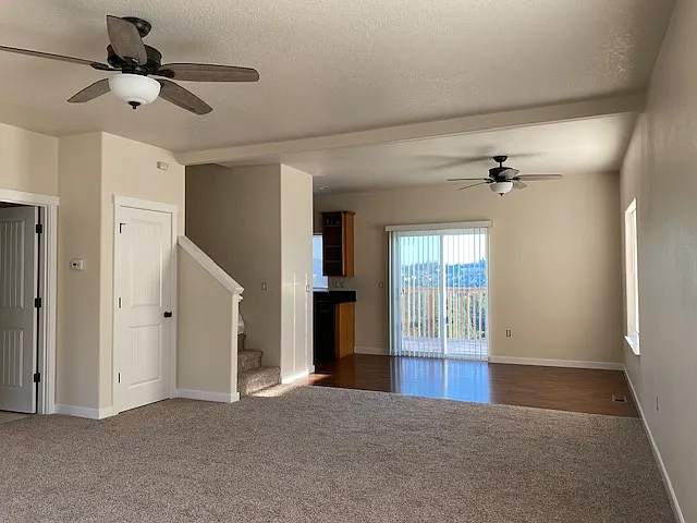 4 bed, 2.5 bath, 1839 sqft, $2,800 — Photo 3