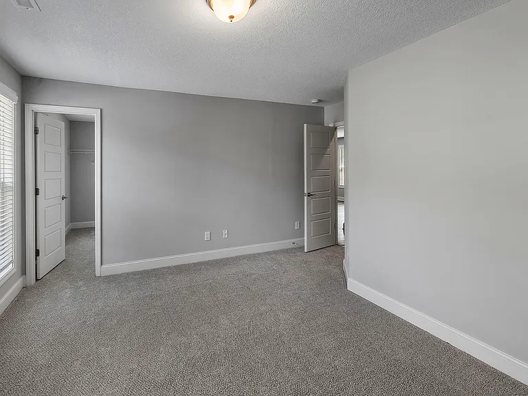 2107 Kangaroo Ln — Photo 17