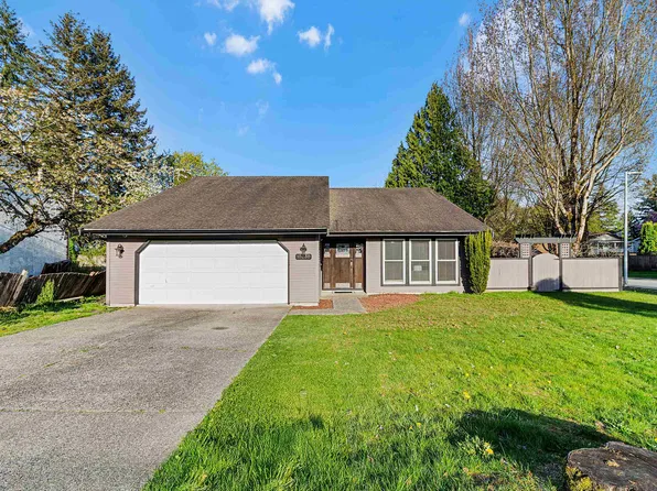 10230 158th St, Surrey, BC V4N 2M3