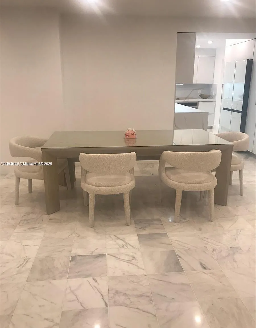 The Plaza Of Bal Harbour — Photo 4