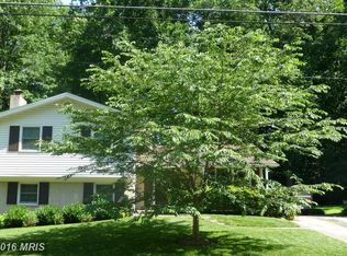 10117 Cavalry Dr, Fairfax, VA 22030