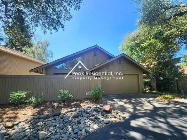 2188 Promontory Point Ln, Gold River, CA 95670