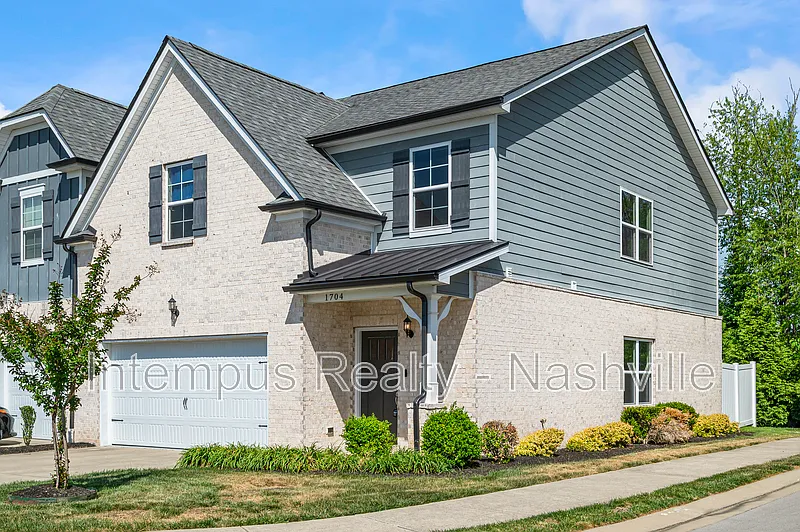 Building Photo - 1704 Bethel Ln