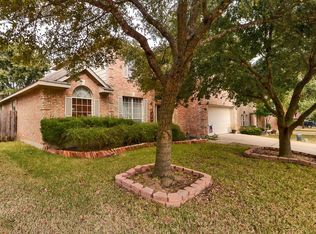 8222 Broken Branch Dr, Round Rock, TX 78681