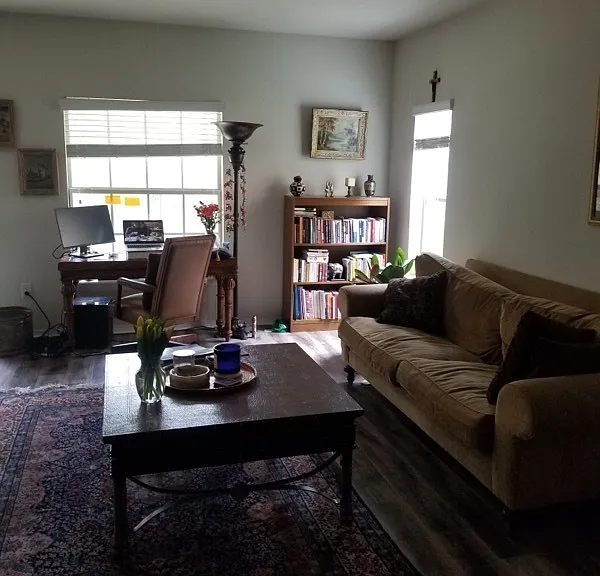 4642 Chatterton Way — Photo 3