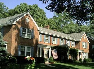 3867 Beech St, Mariemont, OH 45227