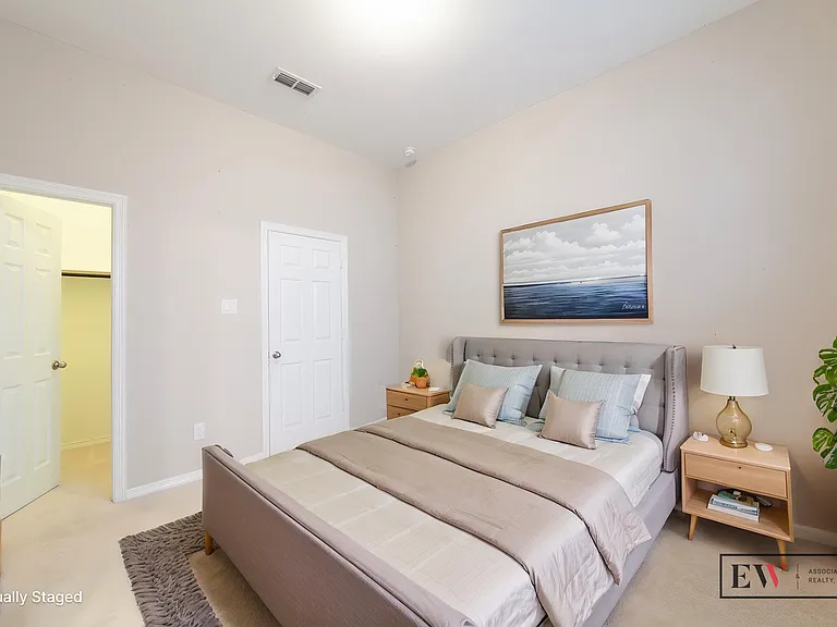 4010 Garver Grove Ln — Photo 5