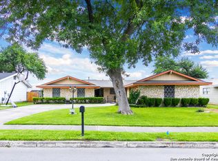 7419 King Arthur Dr, San Antonio, TX 78218