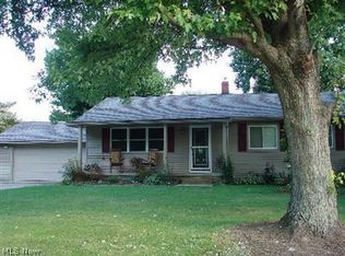 14116 W Darrow Rd, Vermilion, OH 44089